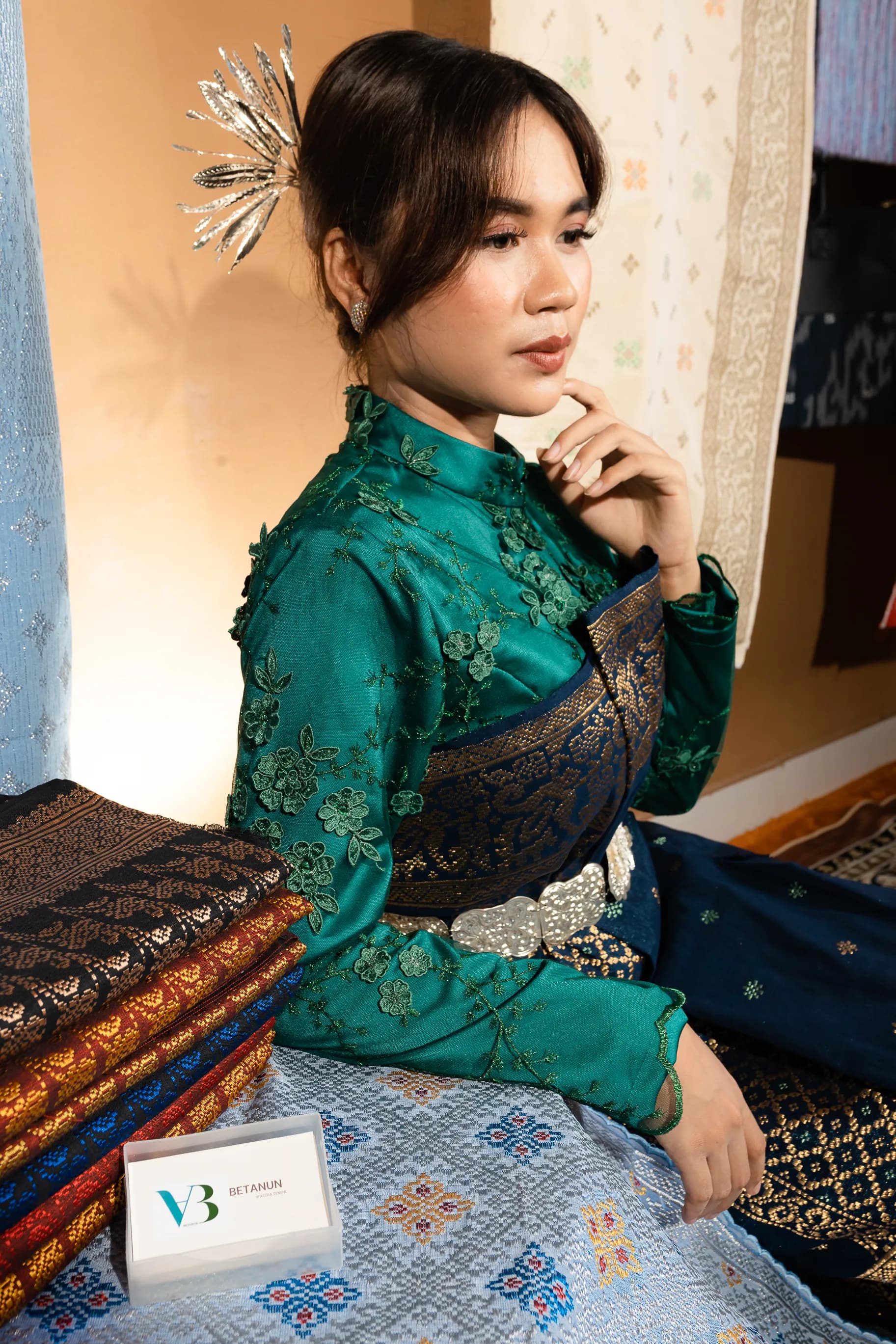 Tenun detail